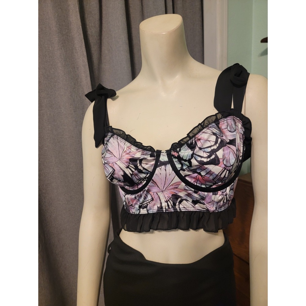 NWT TORRID Satin Ruffle Underwire Bra Butterfly Windows Black Size 0/L D/DD